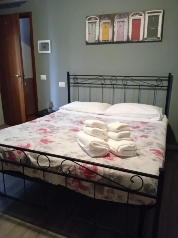 Hotel D 2 Non Accettiamo Franciesi パルマ エクステリア 写真